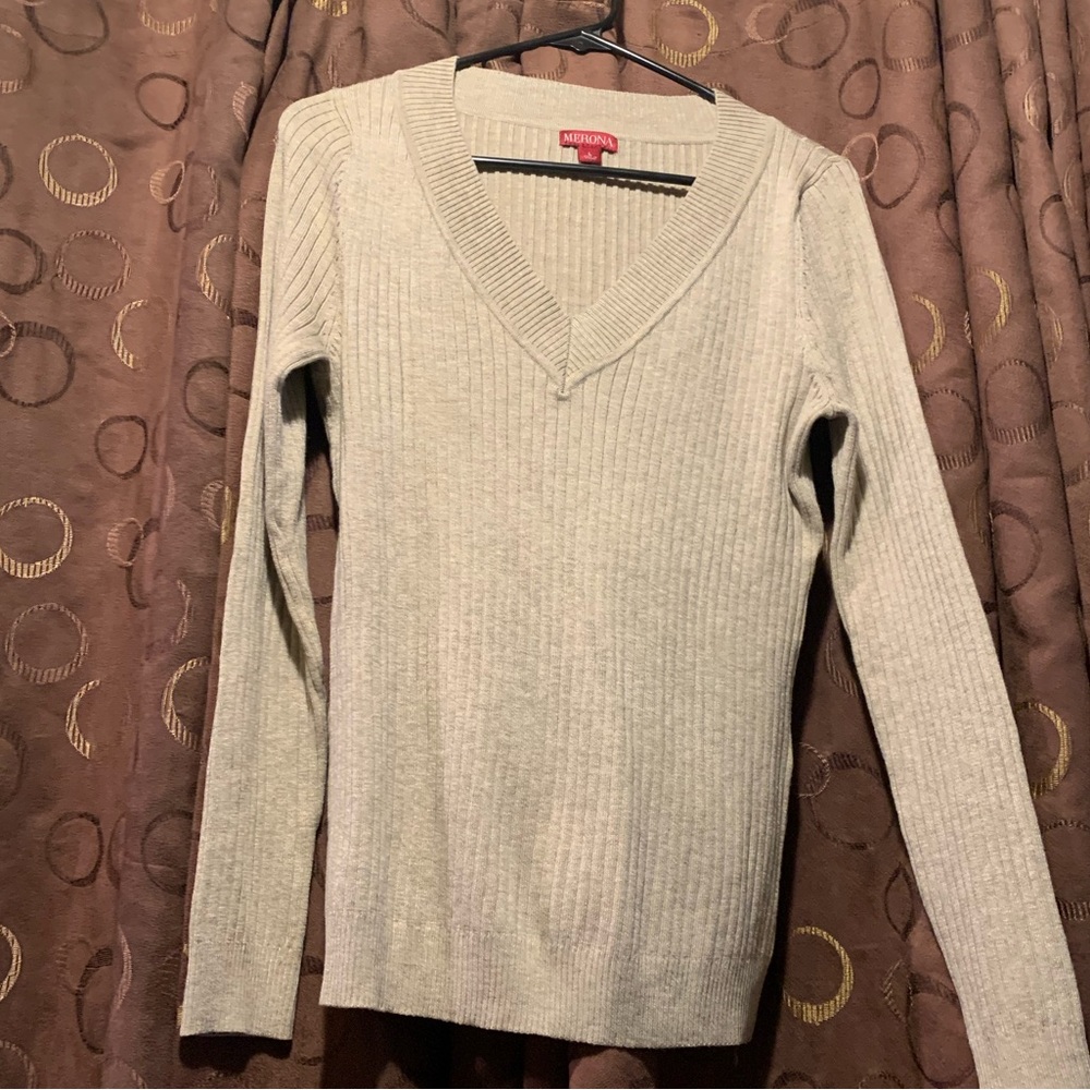Merona V Neck sweater